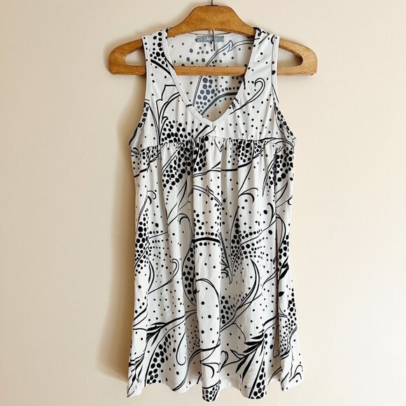 Molly & Millie White Patterned Tank Top - Picture 1 of 4